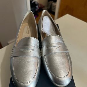 NIB ColeHaan Pearson Loafer